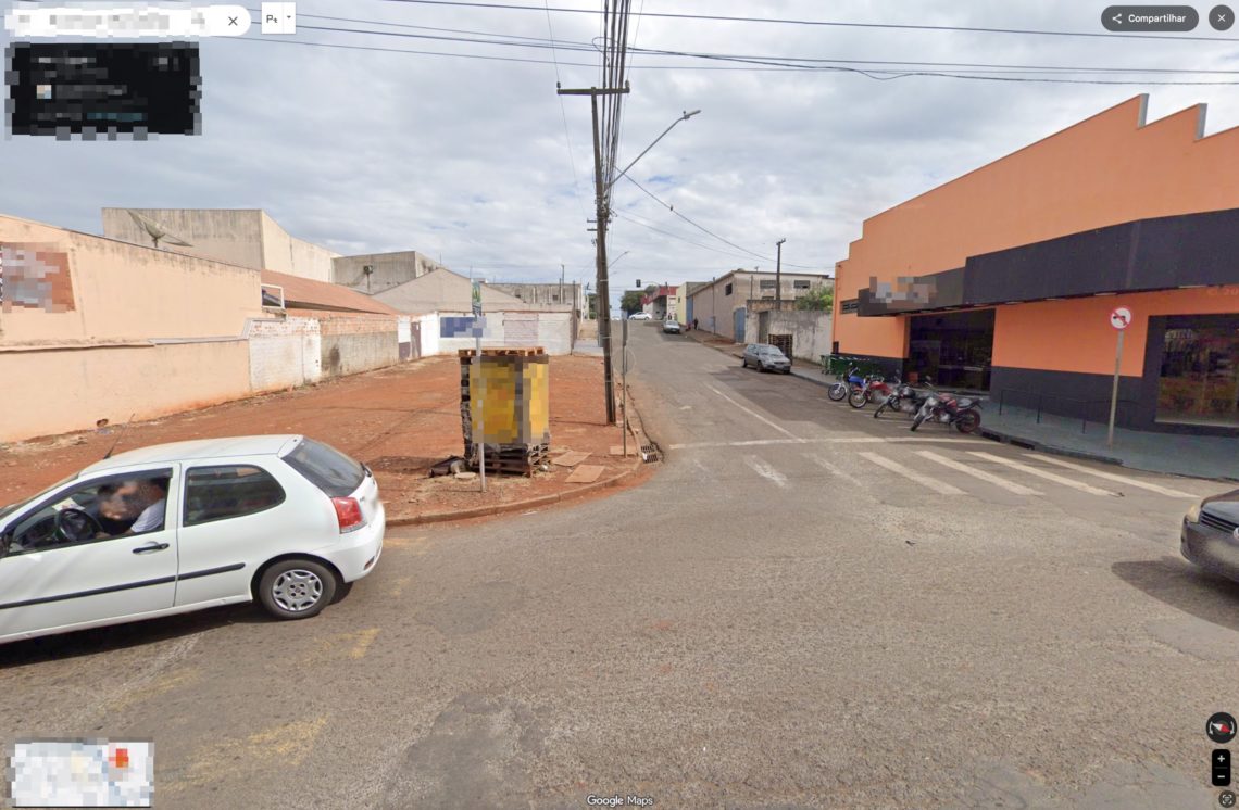 Street View - Google Maps